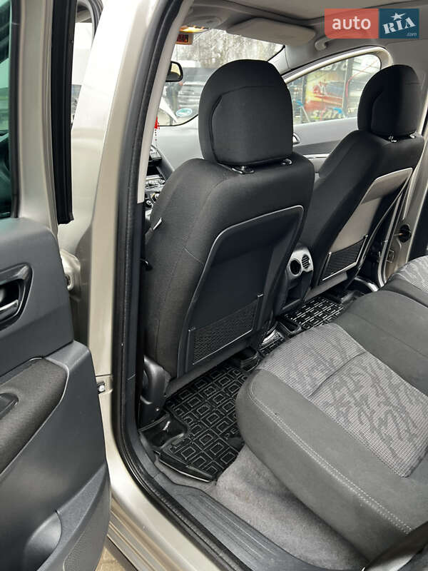 Внедорожник / Кроссовер Peugeot 3008 2010 в Ходорове фото 18 Внедорожник / Кроссовер Peugeot 3008 2010 в Ходорове