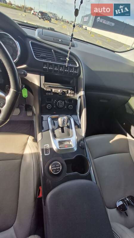 Позашляховик / Кросовер Peugeot 3008 2014 в Львові