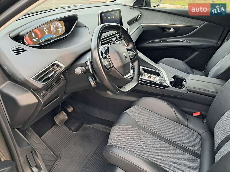 Внедорожник / Кроссовер Peugeot 3008 2019 в Полтаве