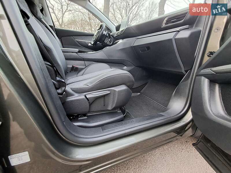 Внедорожник / Кроссовер Peugeot 3008 2019 в Полтаве