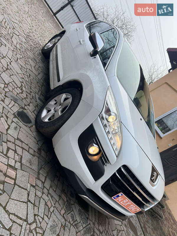 Позашляховик / Кросовер Peugeot 3008 2013 в Шептицькому