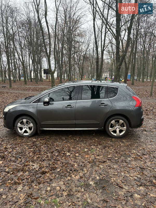Позашляховик / Кросовер Peugeot 3008 2010 в Глобиному фото 2 Позашляховик / Кросовер Peugeot 3008 2010 в Глобиному