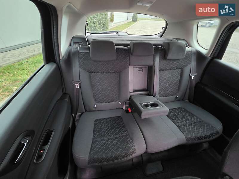 Позашляховик / Кросовер Peugeot 3008 2016 в Івано-Франківську