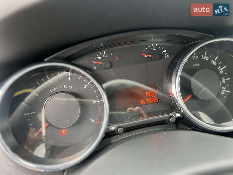 Позашляховик / Кросовер Peugeot 3008 2013 в Городенці