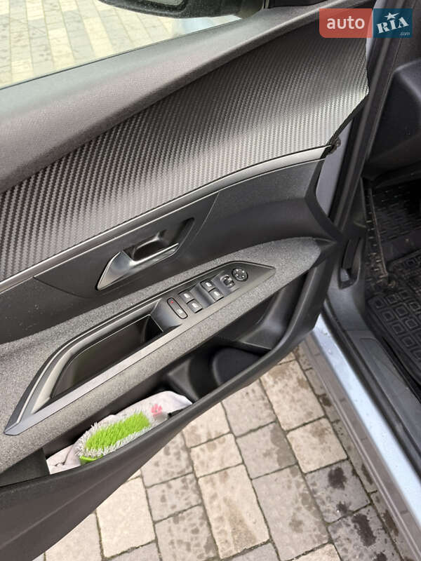 Внедорожник / Кроссовер Peugeot 3008 2020 в Ивано-Франковске фото 10 Внедорожник / Кроссовер Peugeot 3008 2020 в Ивано-Франковске