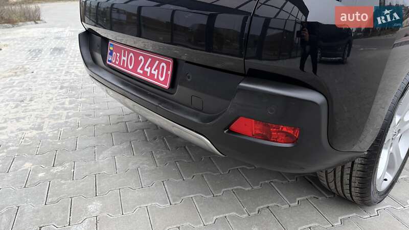 Позашляховик / Кросовер Peugeot 3008 2010 в Тернополі