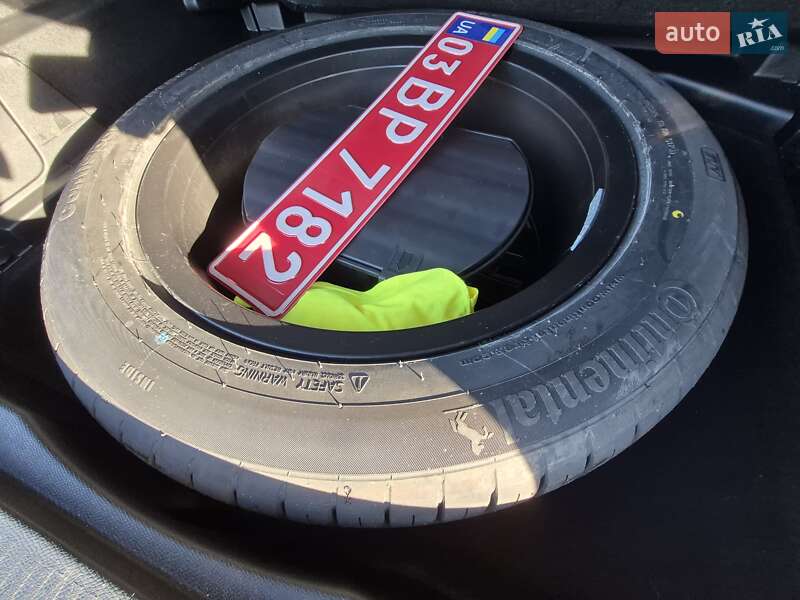 Позашляховик / Кросовер Peugeot 3008 2018 в Дубні