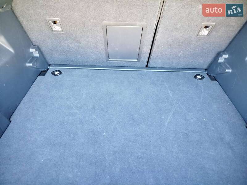 Позашляховик / Кросовер Peugeot 3008 2009 в Долині