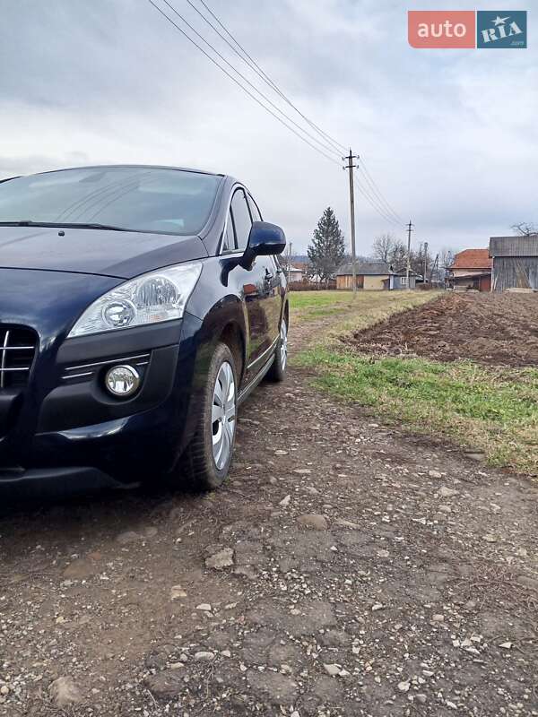 Позашляховик / Кросовер Peugeot 3008 2010 в Косові