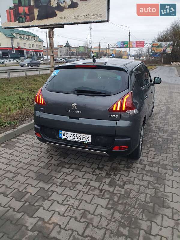 Позашляховик / Кросовер Peugeot 3008 2016 в Луцьку