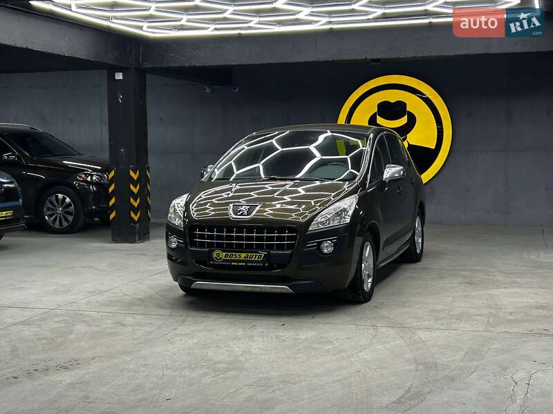 Позашляховик / Кросовер Peugeot 3008 2011 в Чернівцях