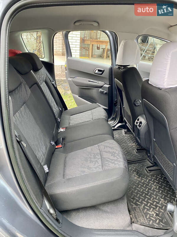 Внедорожник / Кроссовер Peugeot 3008 2011 в Згуровке