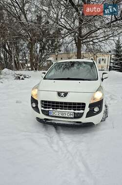 Позашляховик / Кросовер Peugeot 3008 2012 в Львові