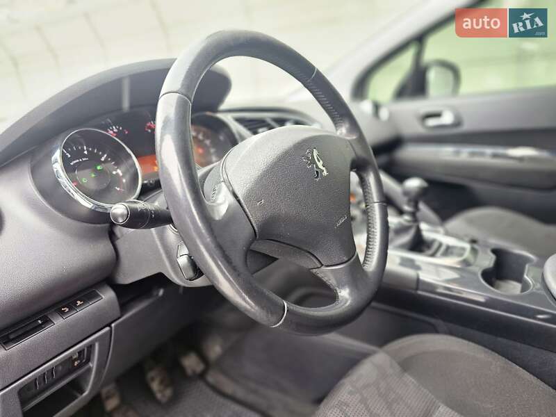 Внедорожник / Кроссовер Peugeot 3008 2010 в Львове
