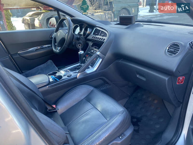 Позашляховик / Кросовер Peugeot 3008 2010 в Луцьку фото 20 Позашляховик / Кросовер Peugeot 3008 2010 в Луцьку