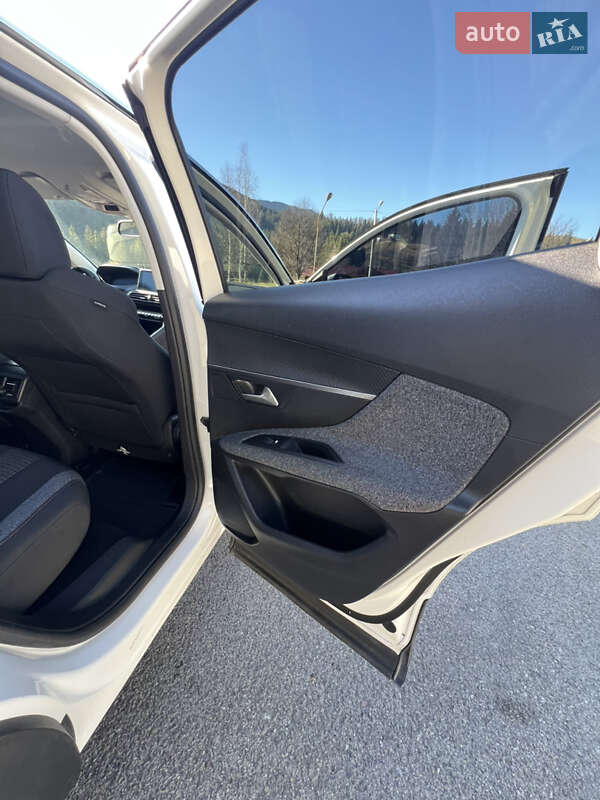 Позашляховик / Кросовер Peugeot 3008 2018 в Верховині