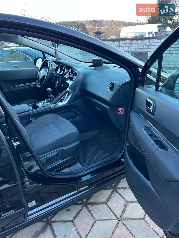 Позашляховик / Кросовер Peugeot 3008 2011 в Коломиї