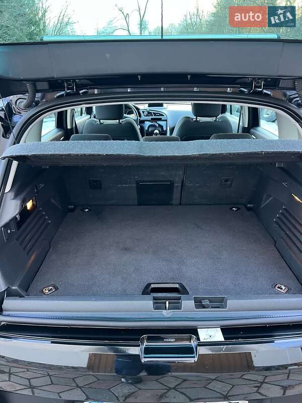 Позашляховик / Кросовер Peugeot 3008 2011 в Коломиї