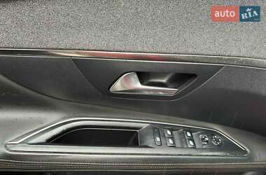 Позашляховик / Кросовер Peugeot 3008 2020 в Києві