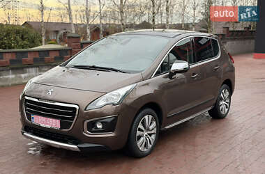 Позашляховик / Кросовер Peugeot 3008 2015 в Рівному