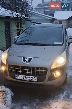 Позашляховик / Кросовер Peugeot 3008 2010 в Трускавці