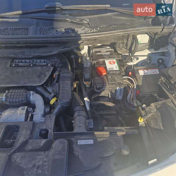 Внедорожник / Кроссовер Peugeot 3008 2017 в Староконстантинове