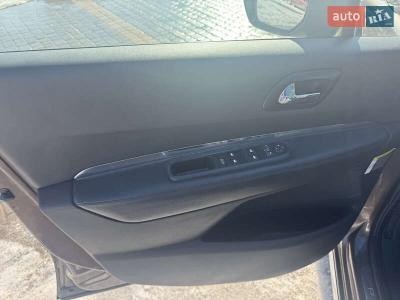 Внедорожник / Кроссовер Peugeot 3008 2013 в Коломые