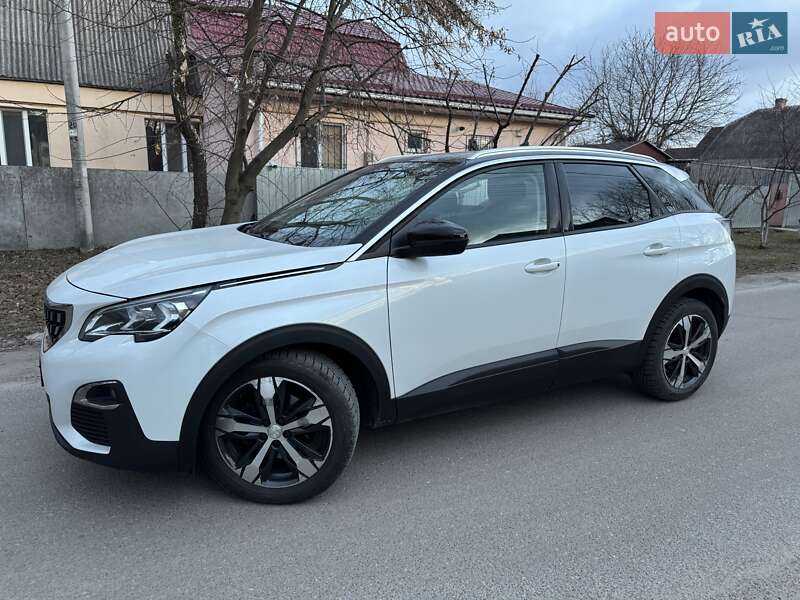 Внедорожник / Кроссовер Peugeot 3008 2017 в Киеве
