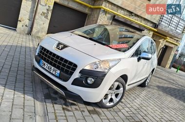 Внедорожник / Кроссовер Peugeot 3008 2012 в Надворной