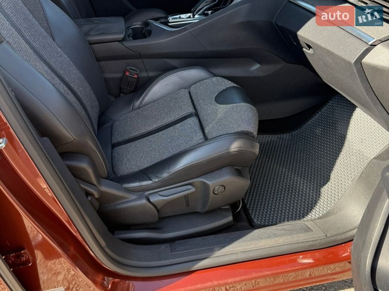 Внедорожник / Кроссовер Peugeot 3008 2018 в Кропивницком