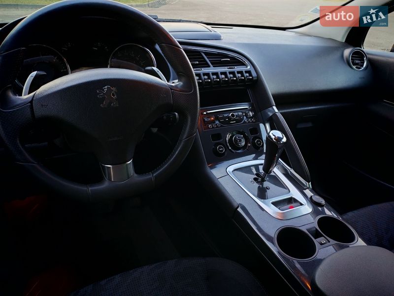 Внедорожник / Кроссовер Peugeot 3008 2013 в Стрые