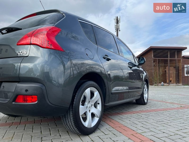 Внедорожник / Кроссовер Peugeot 3008 2011 в Золочеве