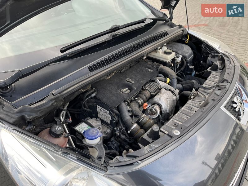 Внедорожник / Кроссовер Peugeot 3008 2011 в Золочеве