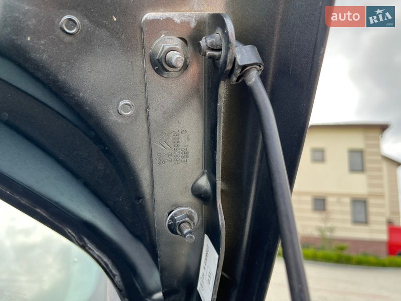 Внедорожник / Кроссовер Peugeot 3008 2011 в Золочеве