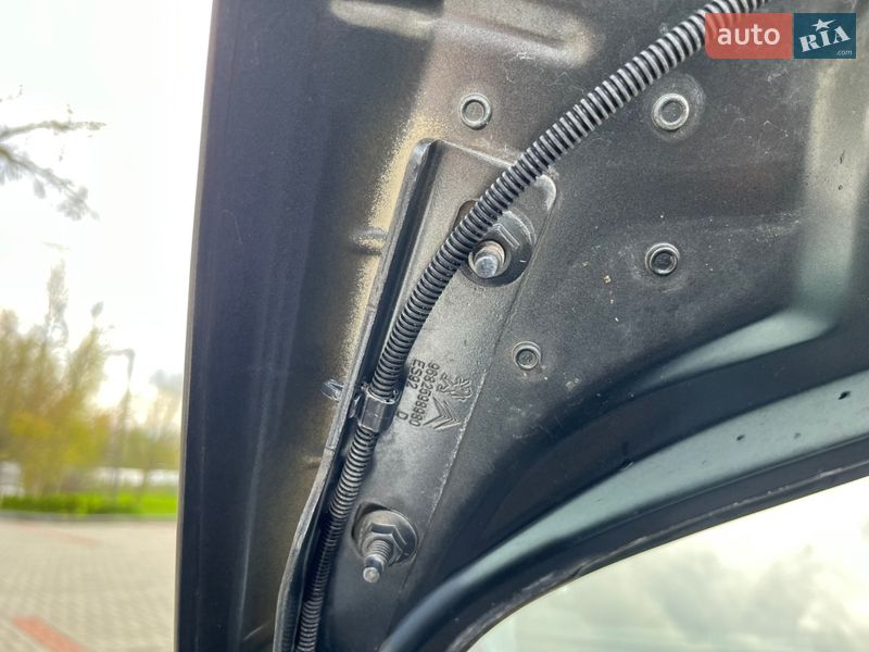 Внедорожник / Кроссовер Peugeot 3008 2011 в Золочеве