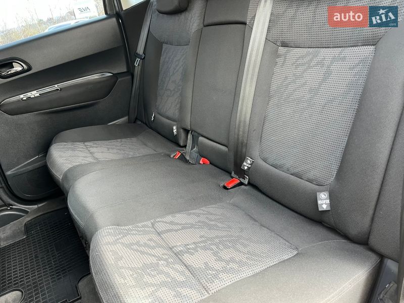 Внедорожник / Кроссовер Peugeot 3008 2011 в Золочеве