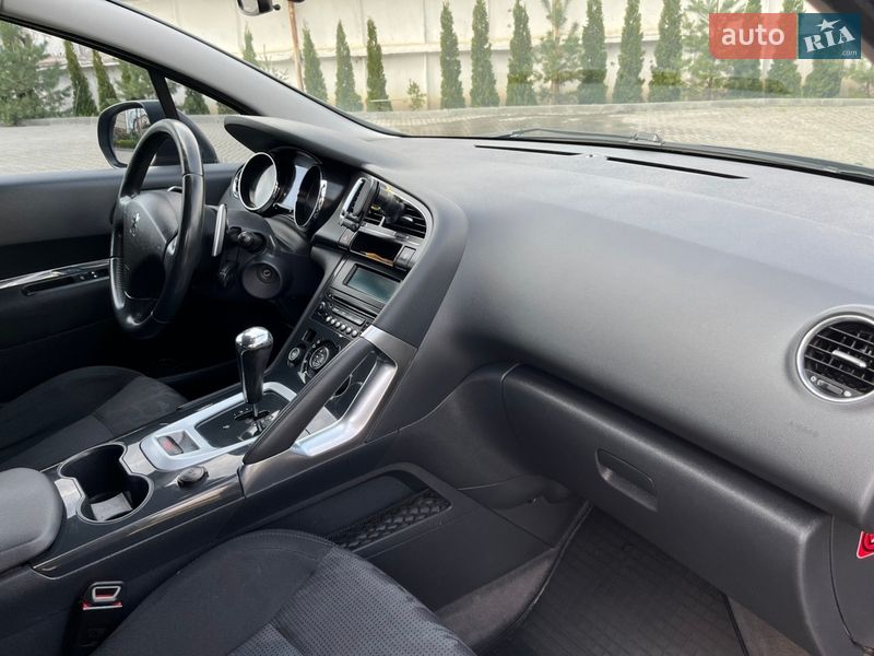 Внедорожник / Кроссовер Peugeot 3008 2011 в Золочеве