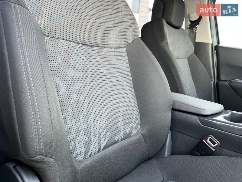 Внедорожник / Кроссовер Peugeot 3008 2011 в Золочеве