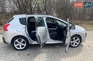 Позашляховик / Кросовер Peugeot 3008 2014 в Львові