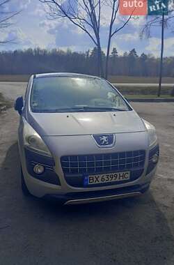 Внедорожник / Кроссовер Peugeot 3008 2010 в Остроге
