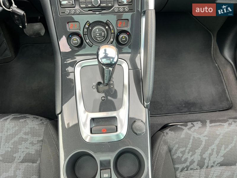 Внедорожник / Кроссовер Peugeot 3008 2011 в Львове