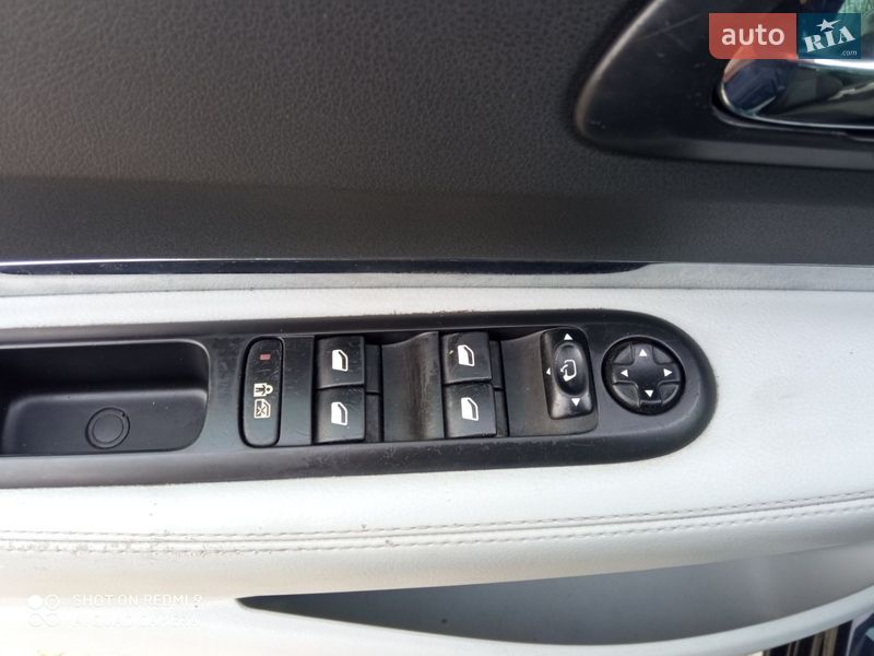 Внедорожник / Кроссовер Peugeot 3008 2010 в Самборе