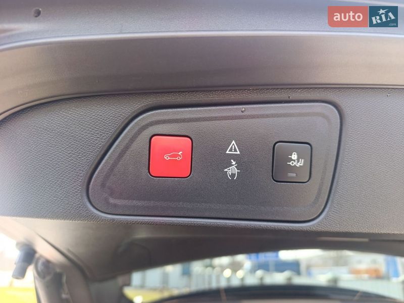 Внедорожник / Кроссовер Peugeot 3008 2019 в Вишневце