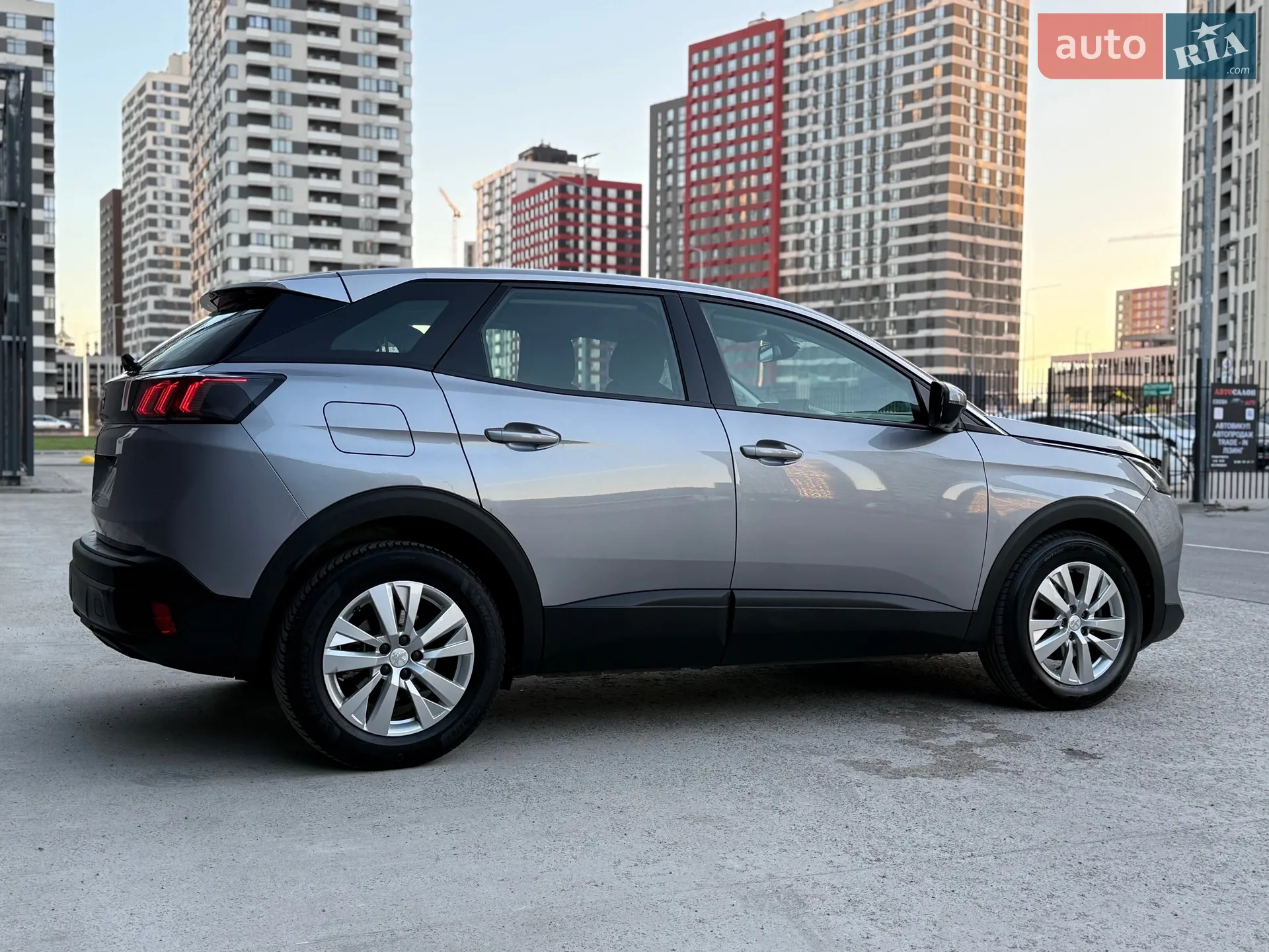 2021 Peugeot 3008 - мініатюра 11