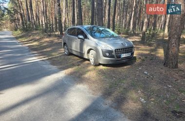 Внедорожник / Кроссовер Peugeot 3008 2011 в Ахтырке