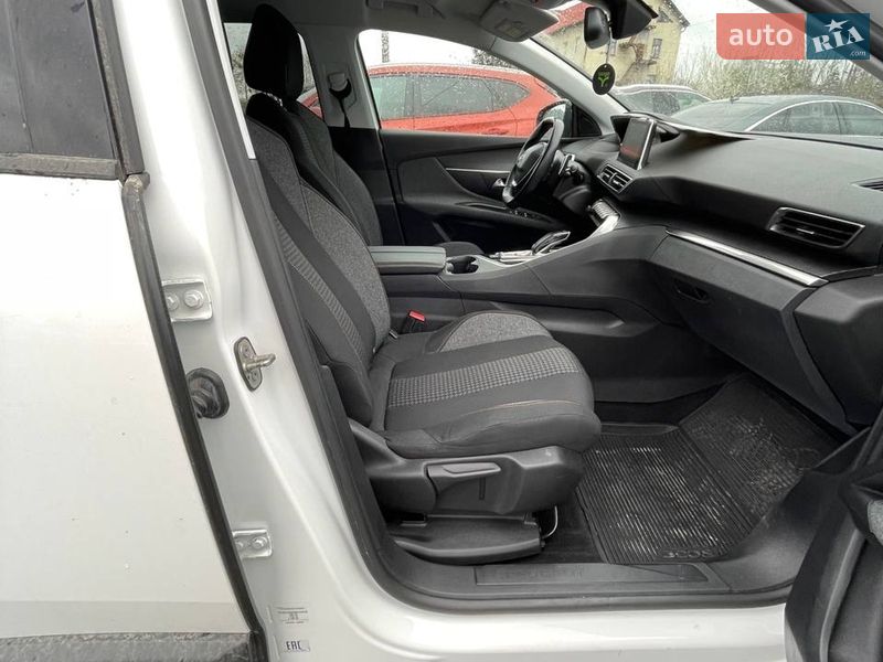 Внедорожник / Кроссовер Peugeot 3008 2019 в Львове