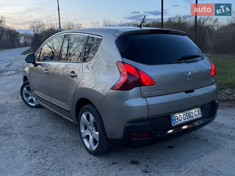 Внедорожник / Кроссовер Peugeot 3008 2010 в Тернополе