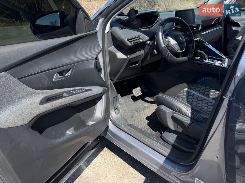 Внедорожник / Кроссовер Peugeot 3008 2020 в Киеве