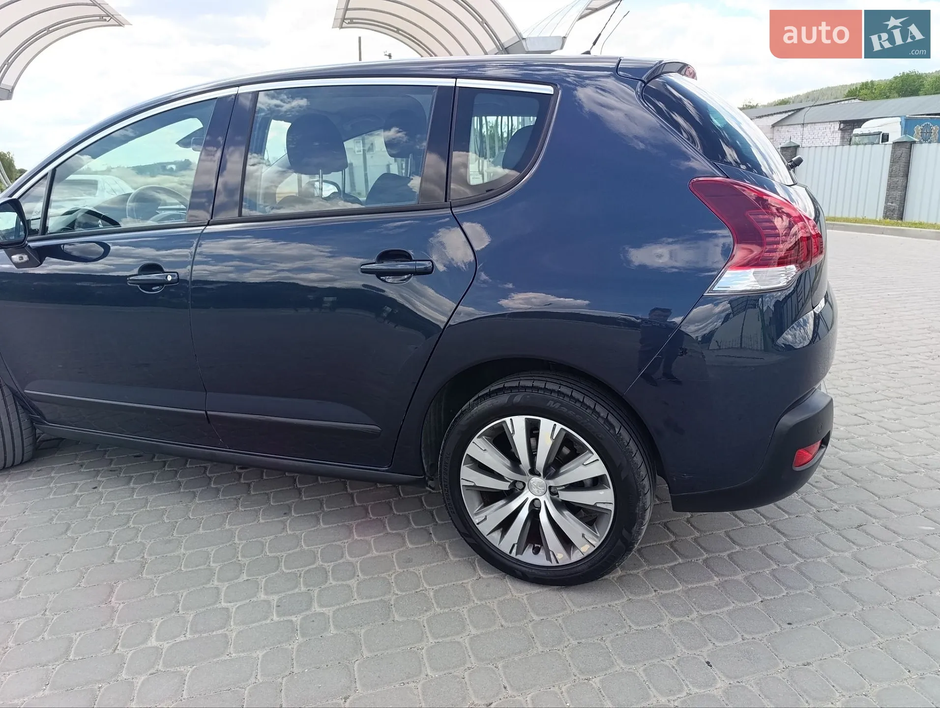2015 Peugeot 3008 - мініатюра 3