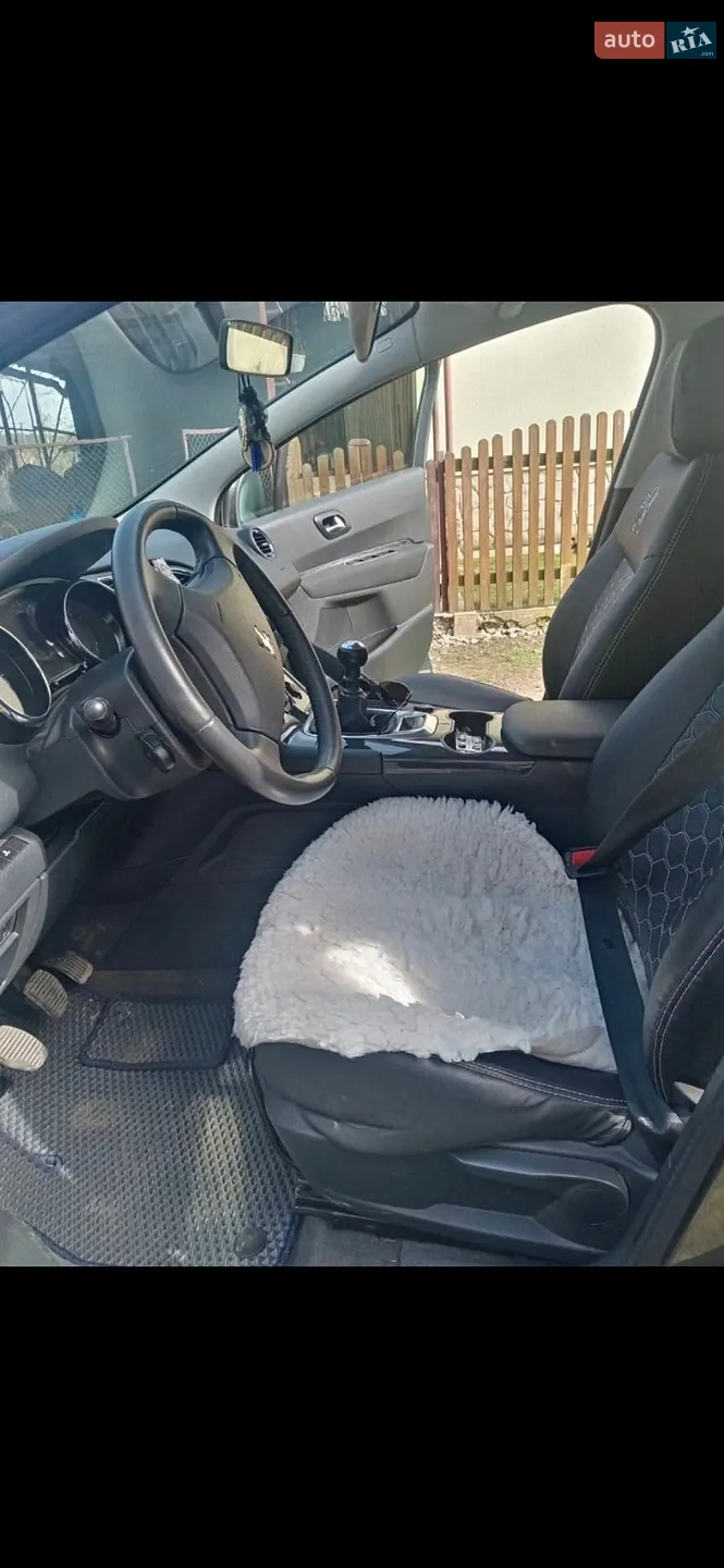 2011 Peugeot 3008 - мініатюра 2